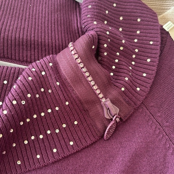 3 for $10 Questions Deep Purple Rhinestone Trimmed Tunic length Sweater Size L - Picture 9 of 9